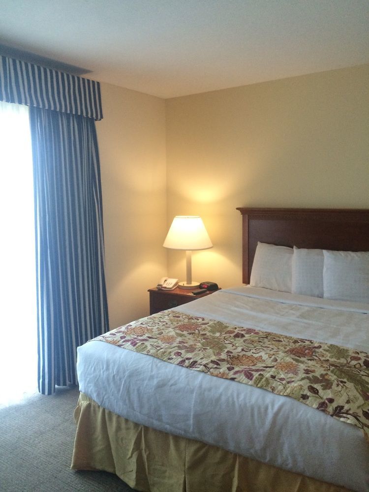 White River Inn & Suites Уайт Ривър Джънкшън Екстериор снимка